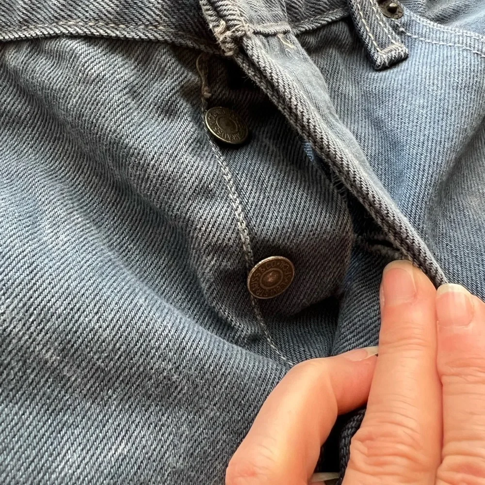 Levis lighter color